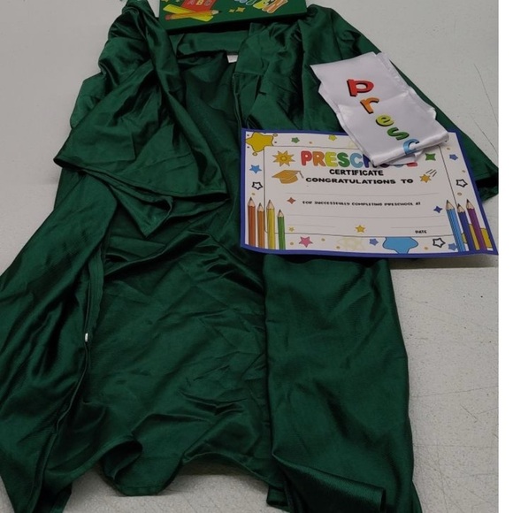 Green Preschool Graduation Cap and Gown Set - Picture 2 of 2